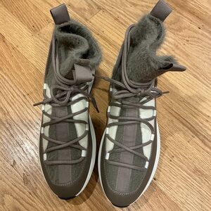 NWOT BALLY Stylish Women's Brown and White Boots, Size EU 39 US 8.5